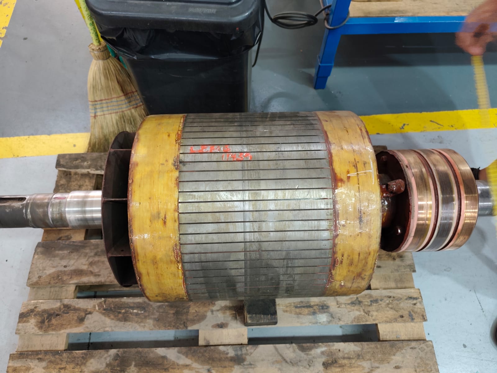 Inspeção e manutenção de rotor industrial