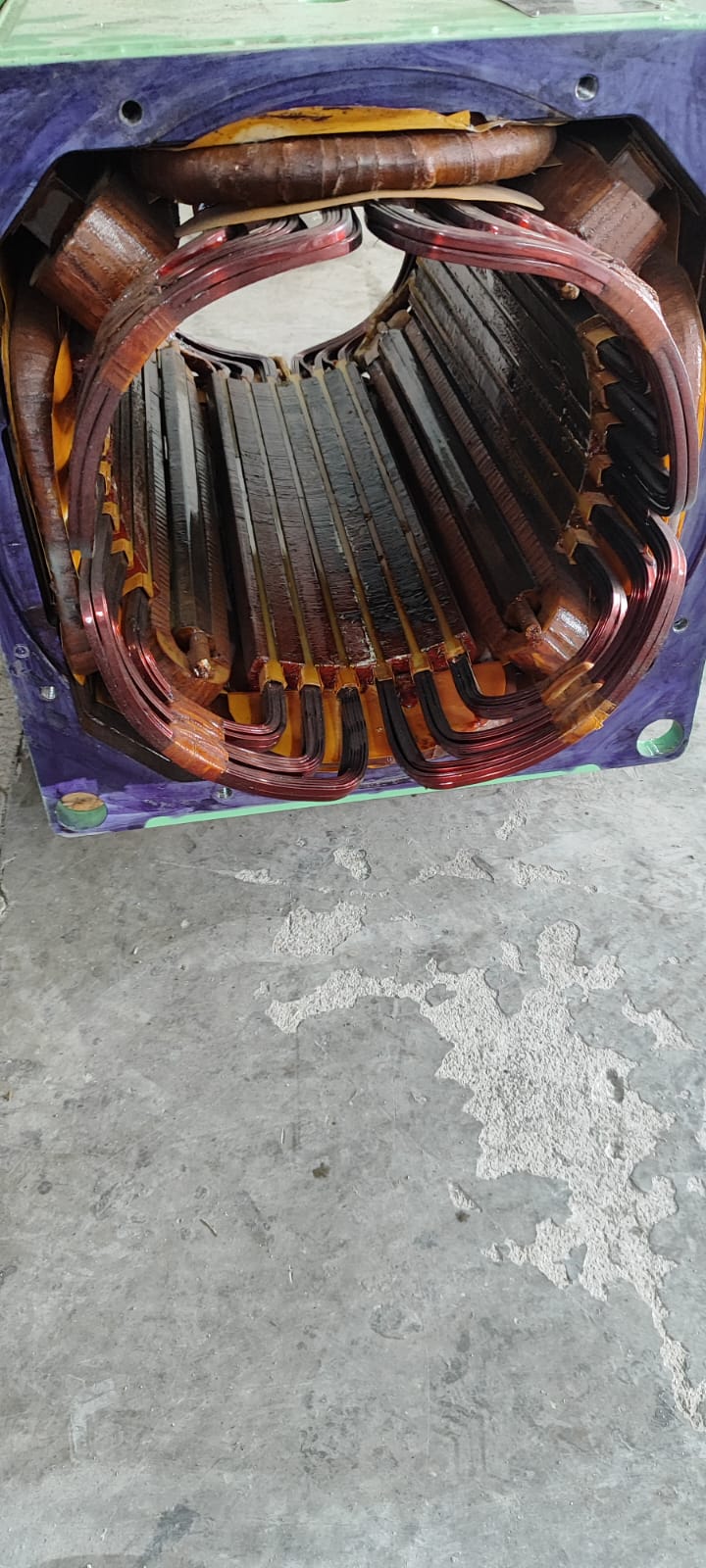 Rebobinamento e recuperação de estator industrial