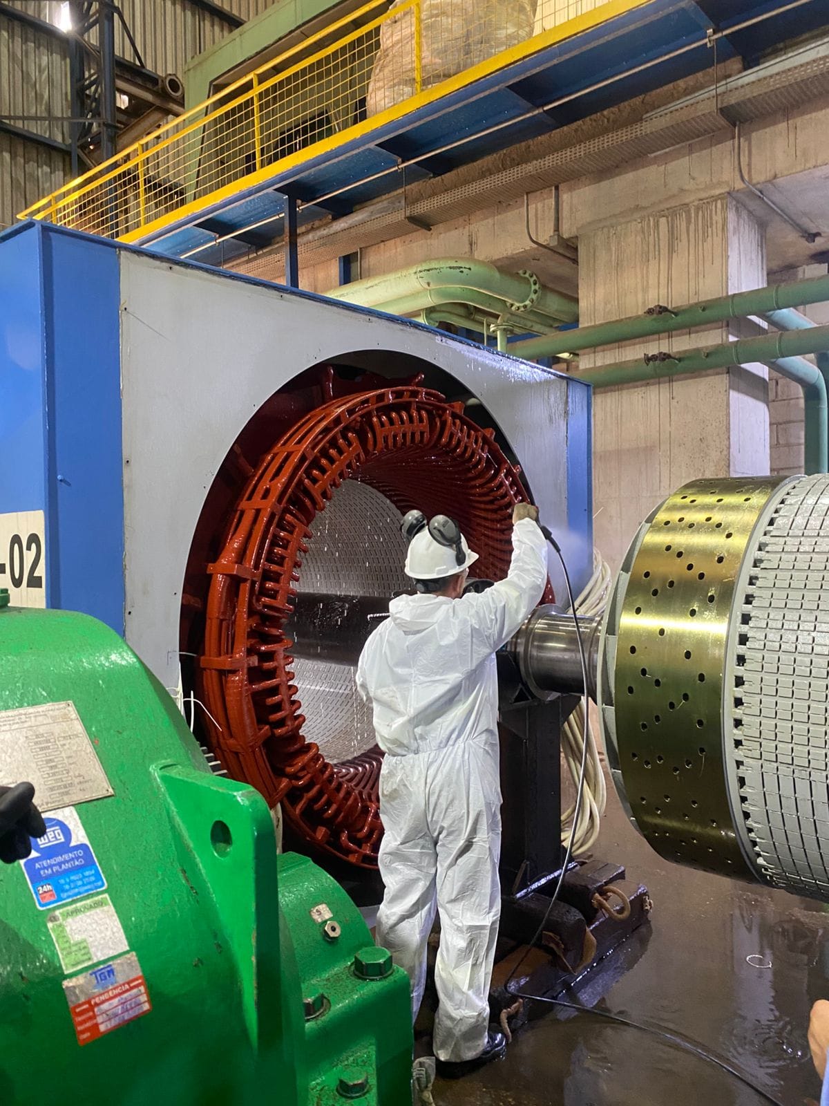 Atendimento industrial em campo