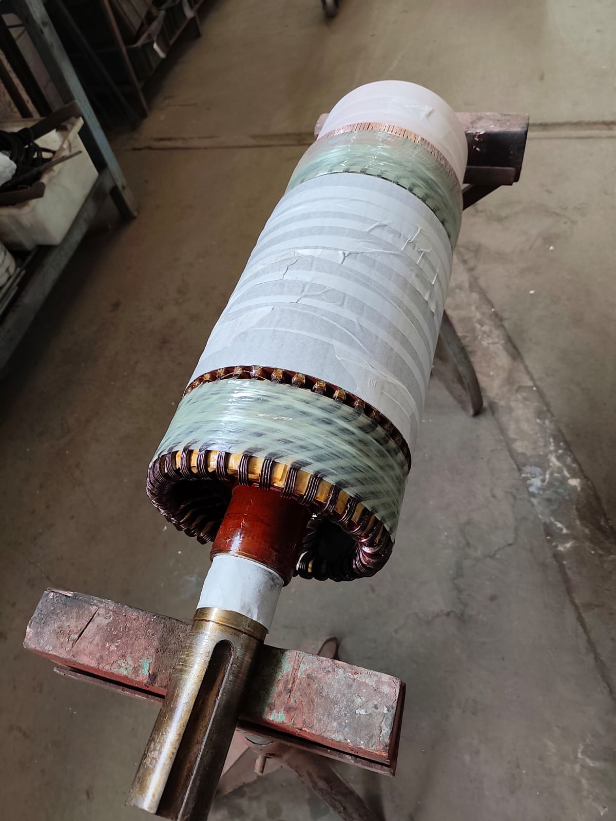 Rotor bobinado e isolado em recuperação